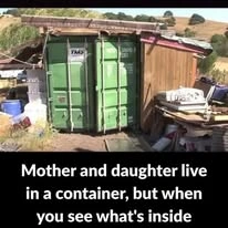 “From Container to Home”: The Space No One Expected to Feel This Warm
