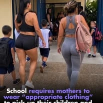 La circular del colegio sobre la ropa en la puerta de salida